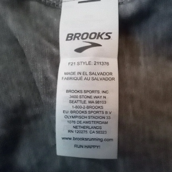 Brooks Women's‎ Run Merry Shirt Long Sleeves Christmas Holiday Active Size XXL - Picture 13 of 15